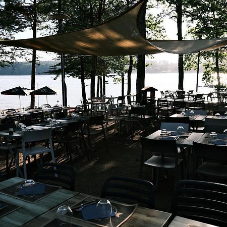 Lodge Avec Spa Privatif - Foret Et Lac Liginiac Kültér fotó