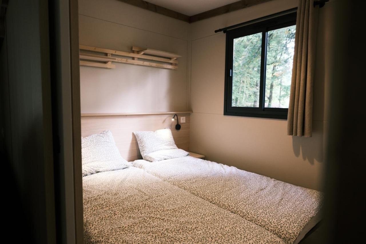 Lodge Avec Spa Privatif - Foret Et Lac Liginiac Kültér fotó