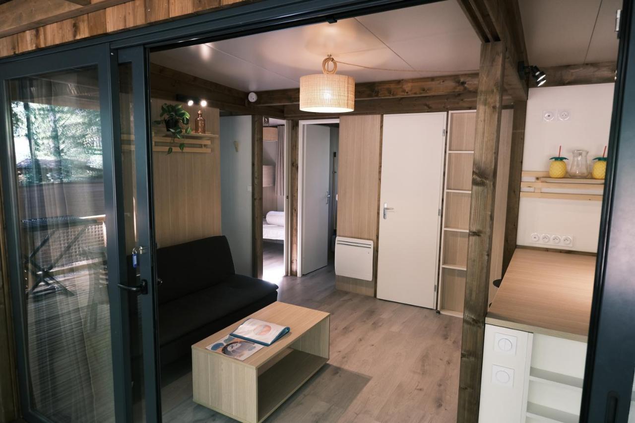 Lodge Avec Spa Privatif - Foret Et Lac Liginiac Kültér fotó