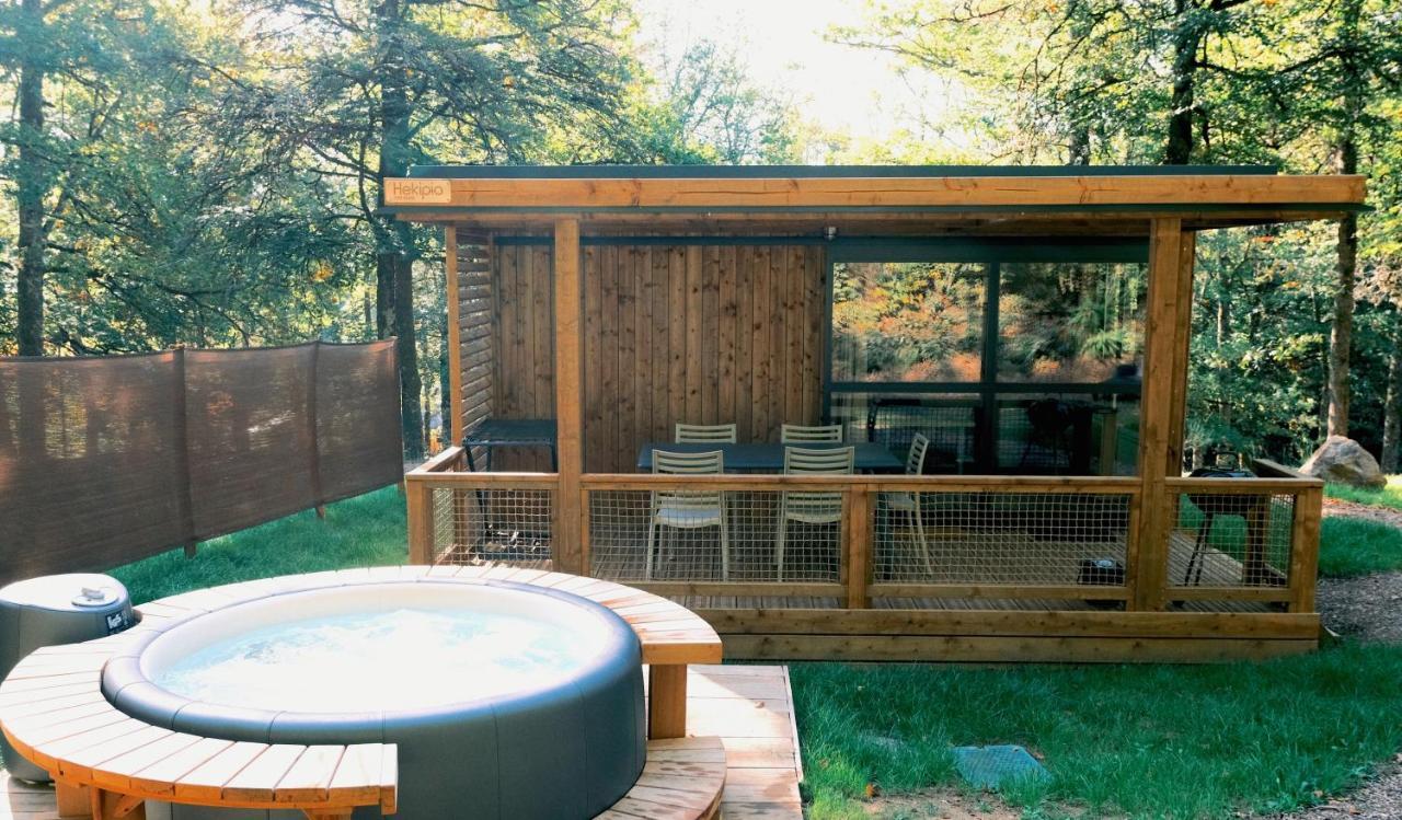 Lodge Avec Spa Privatif - Foret Et Lac Liginiac Kültér fotó