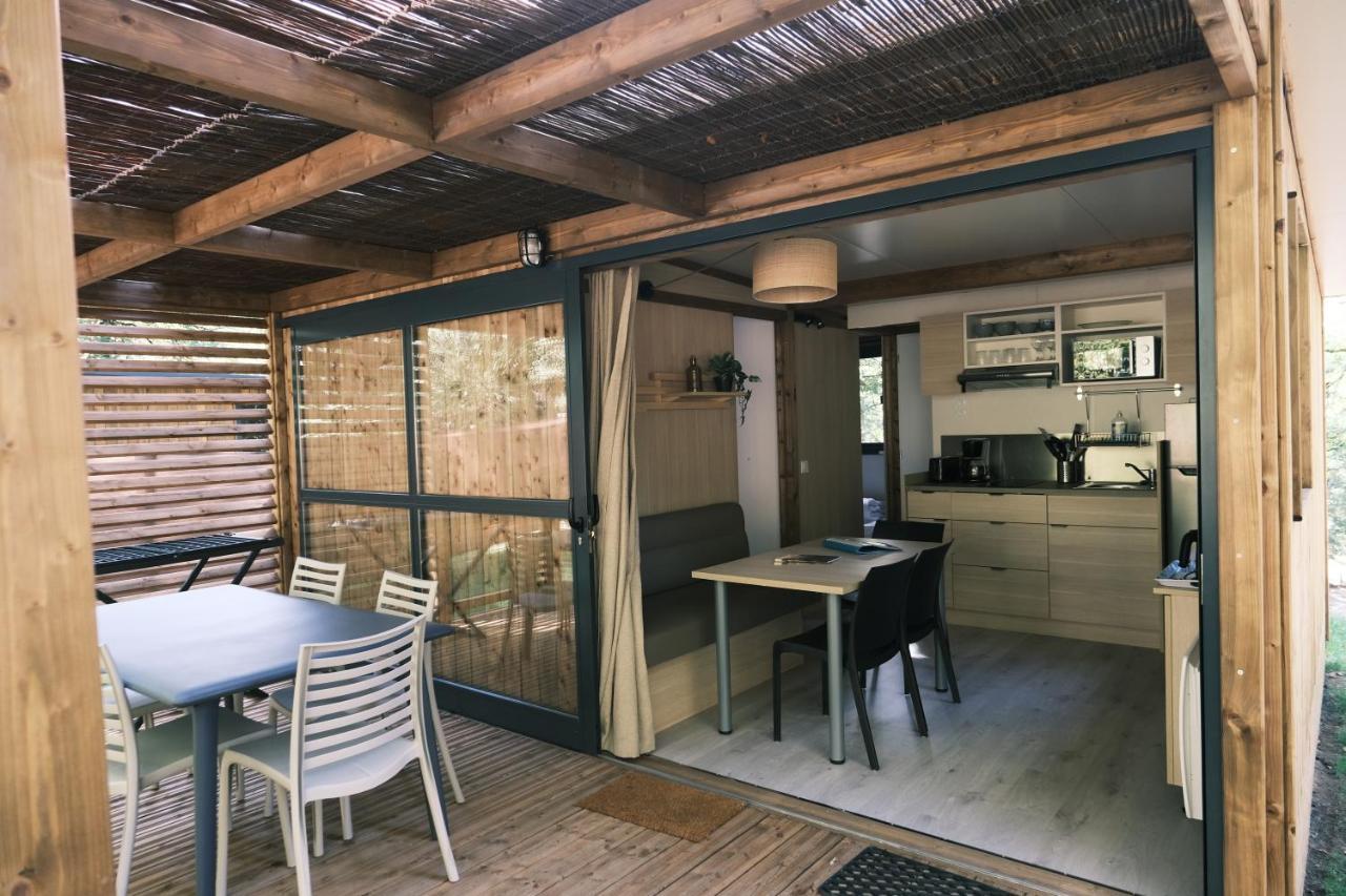 Lodge Avec Spa Privatif - Foret Et Lac Liginiac Kültér fotó