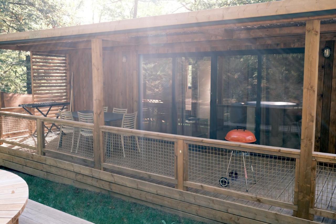 Lodge Avec Spa Privatif - Foret Et Lac Liginiac Kültér fotó