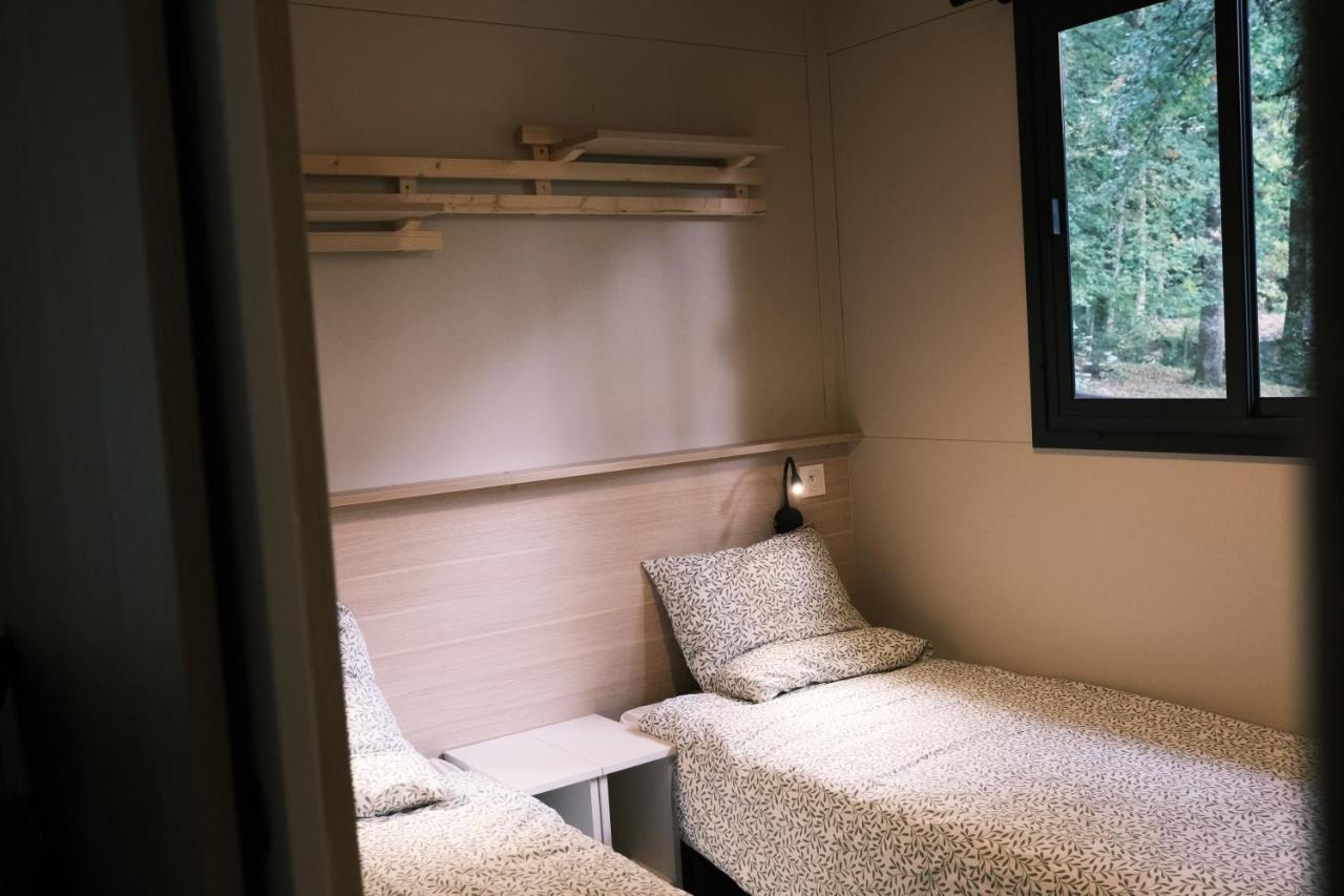 Lodge Avec Spa Privatif - Foret Et Lac Liginiac Kültér fotó